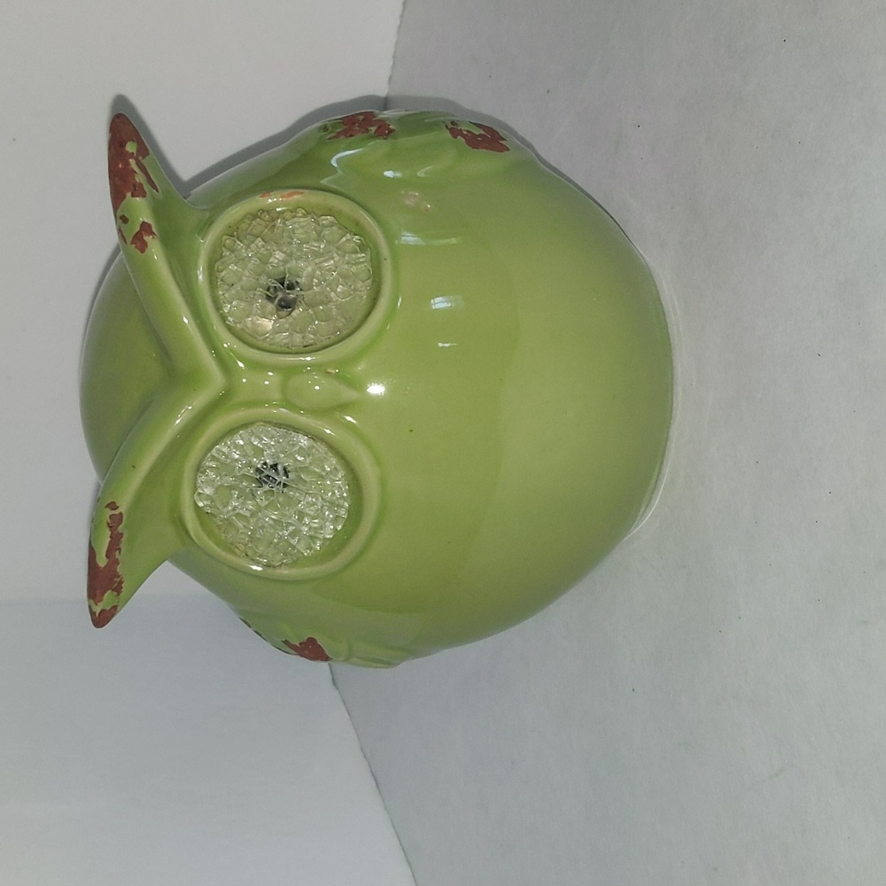 Green ceramic owl